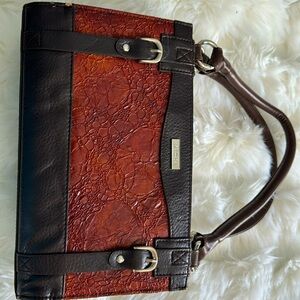 Miche purse with over the shoulder strap